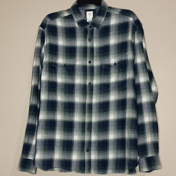 H&M Men's Cotton Button-Up Shirt - Picture 2 of 9